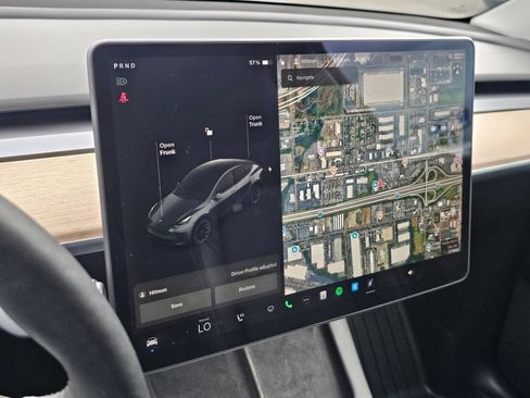 Used 2021 Tesla Model Y Long Range AWD/4WD image 29