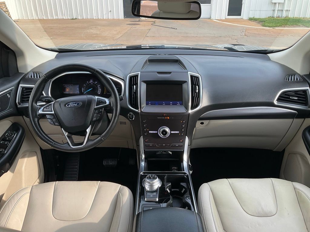 Used 2020 Ford Edge Titanium w/ Cargo Accessory Package FWD image 3