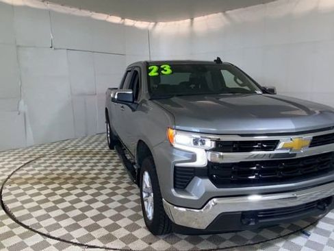 Used 2023 Chevrolet Silverado 1500 LT AWD/4WD image 5