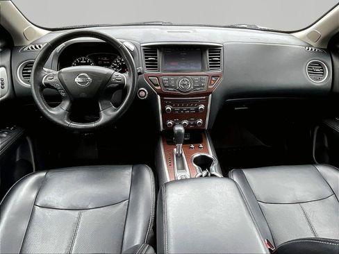 Used 2020 Nissan Pathfinder Platinum AWD/4WD image 7