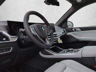 Used 2026 BMW X7 xDrive40i AWD/4WD video 3