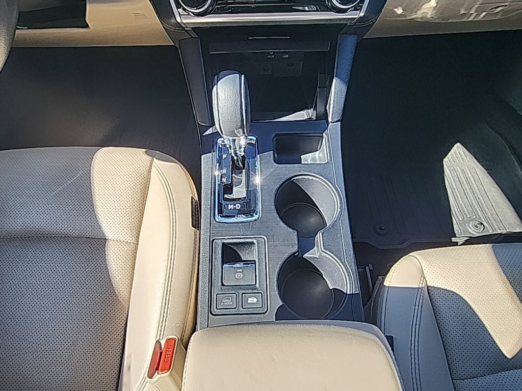 Used 2018 Subaru Outback 2.5i Limited AWD/4WD image 23