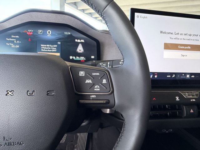 Certified 2026 Lexus ES 350e w/ Convenience Package FWD image 16
