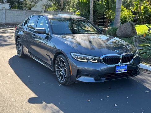 Used 2020 BMW 330i 330I w/ Convenience Package image 4