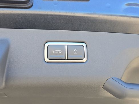 New 2026 Kia EV9 Wind image 11