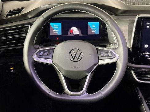 New 2026 Volkswagen Atlas Cross Sport SE image 13