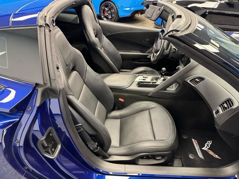 Used 2018 Chevrolet Corvette Z06 RWD image 16