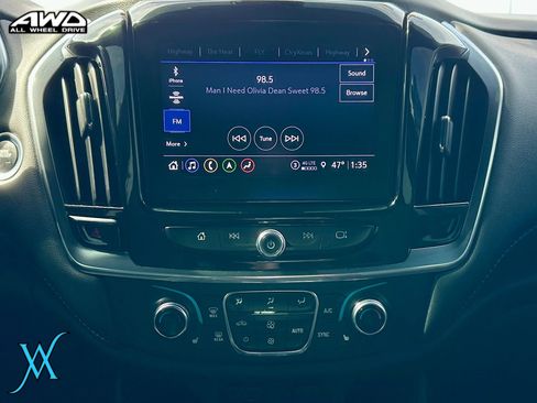 Used 2023 Chevrolet Traverse RS w/ LPO, Floor Liner Package AWD/4WD image 32