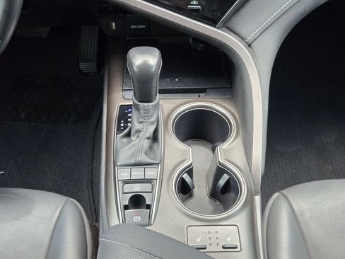 Used 2022 Toyota Camry XSE FWD image 19