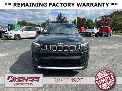 Used 2023 Jeep Compass Limited w/ Elite Group AWD/4WD image 3
