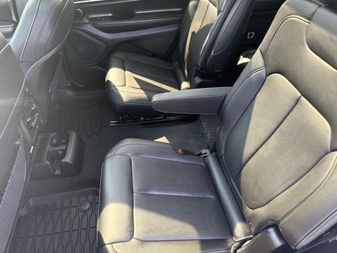 New 2026 Jeep Grand Cherokee L Limited AWD/4WD image 34