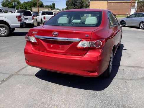 Used 2013 Toyota Corolla LE FWD image 12