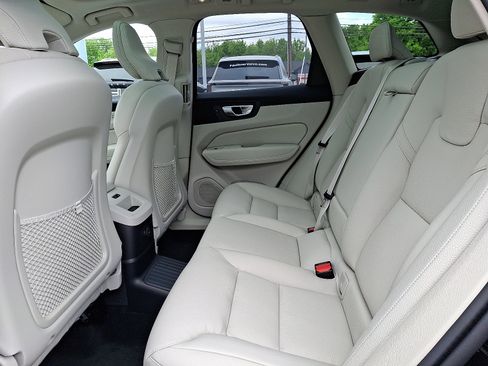 New 2025 Volvo XC60 T8 Plus w/ Protection Package Premier image 5