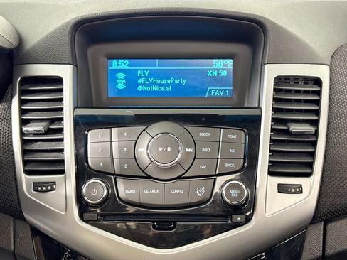 Used 2013 Chevrolet Cruze LT w/ All-Star Edition image 13