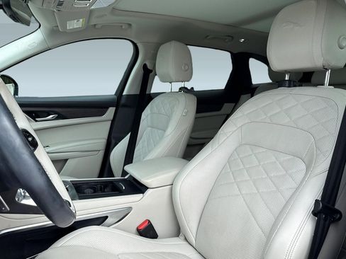 Used 2022 Jaguar F-PACE S AWD/4WD image 21