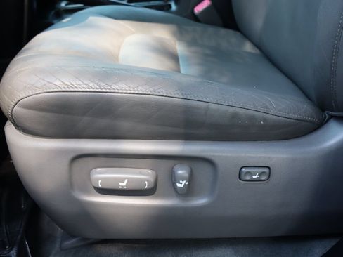 Used 2008 Toyota Land Cruiser AWD/4WD image 29