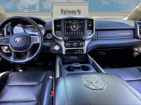Used 2020 RAM 1500 Laramie AWD/4WD image 15