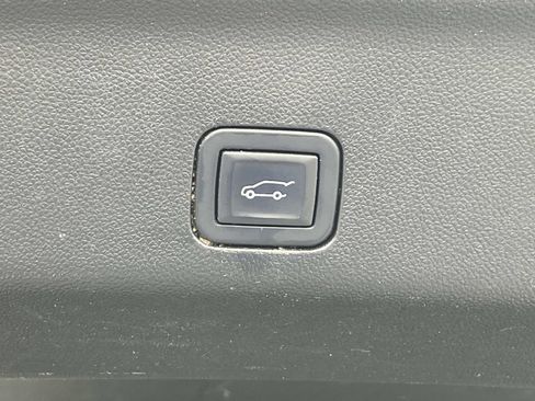 Certified 2023 Cadillac Escalade ESV Sport w/ Touring Package image 13