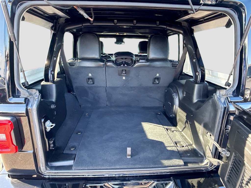 Certified 2022 Jeep Wrangler Unlimited Sahara AWD/4WD image 30