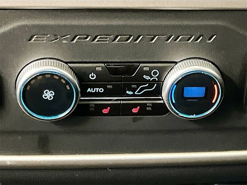 Used 2024 Ford Expedition Max Limited image 28