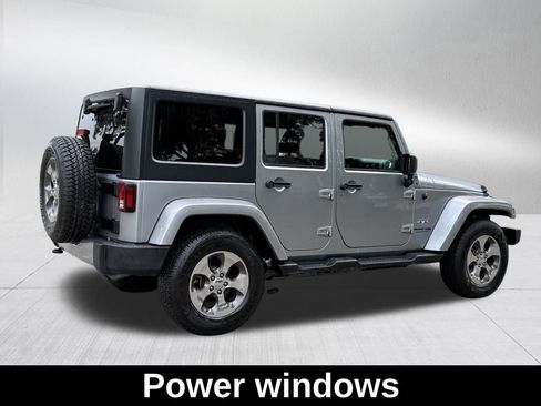 Certified 2018 Jeep Wrangler Unlimited Sahara image 6