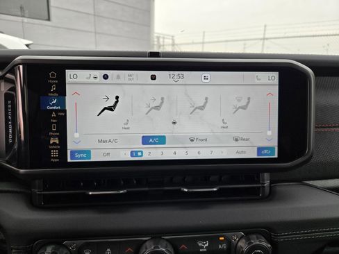 New 2026 Jeep Gladiator Rubicon image 10