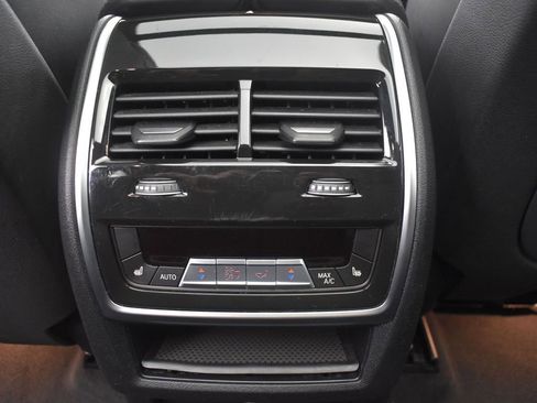 Used 2023 BMW X5 xDrive40i w/ Premium Package image 27