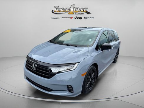 Used 2024 Honda Odyssey Sport image 4