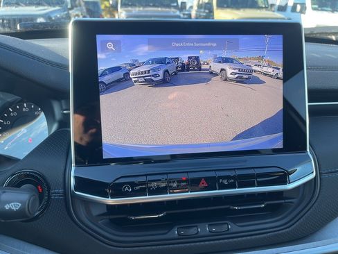 New 2026 Jeep Compass Limited image 26