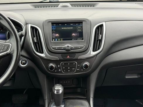 Used 2019 Chevrolet Equinox LT FWD image 14