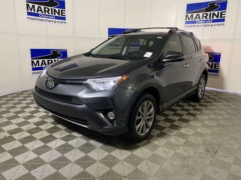 Used 2017 Toyota RAV4 Limited FWD image 14