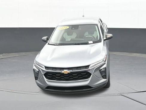 Used 2024 Chevrolet Trax LS FWD image 63