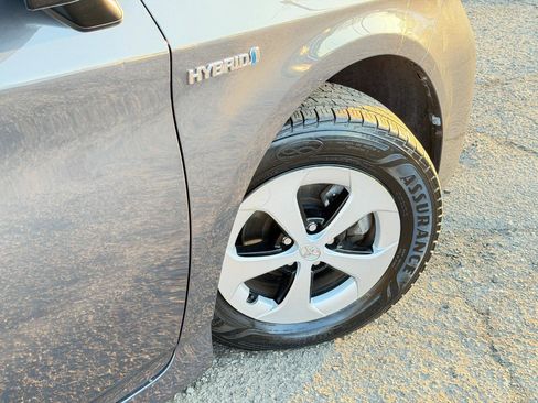 Used 2013 Toyota Prius Two image 83