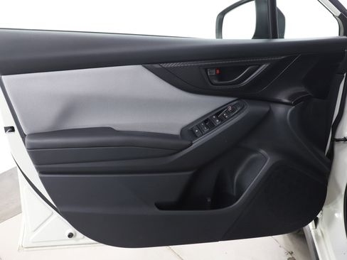 Used 2019 Subaru Crosstrek 2.0i Premium image 22