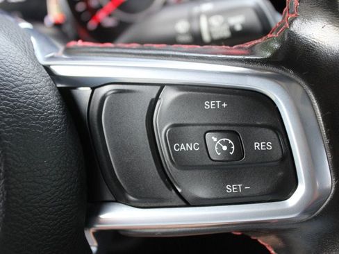 Used 2021 Jeep Gladiator Rubicon AWD/4WD image 19