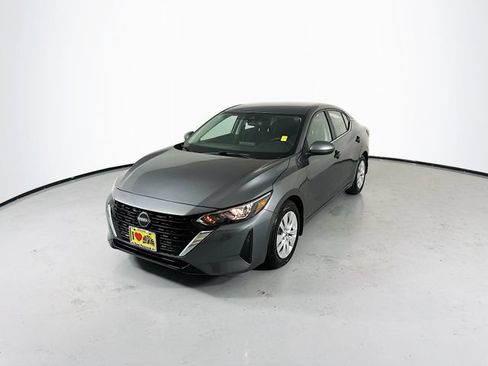 Certified 2025 Nissan Sentra S FWD image 5