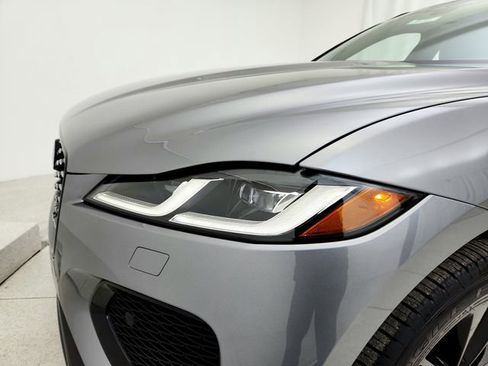 Used 2024 Jaguar F-PACE R-Dynamic S AWD/4WD image 22
