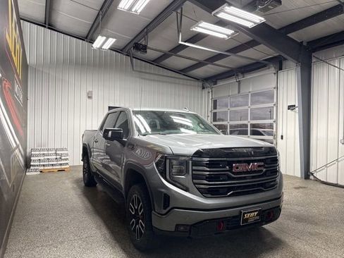 Used 2025 GMC Sierra 1500 AT4 w/ AT4 Premium Package image 16