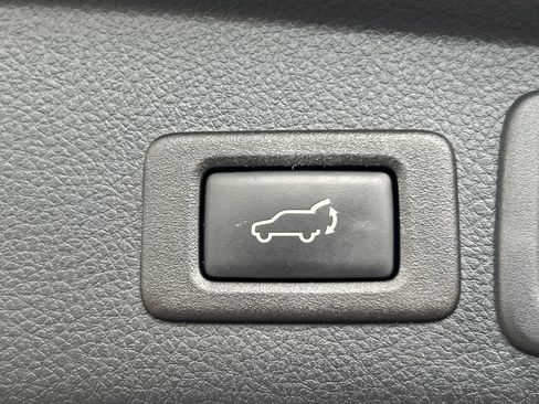 Used 2016 Subaru Forester 2.5i Limited w/ Protection Package #2 AWD/4WD image 30