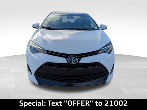 Used 2018 Toyota Corolla LE image 10