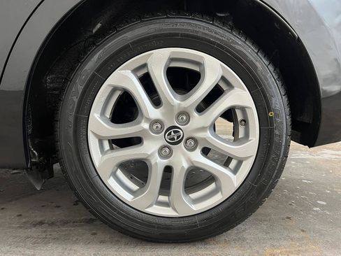 Used 2016 Scion iA FWD image 27