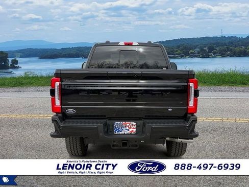 New 2026 Ford F250 Platinum w/ FX4 Off-Road Package image 4