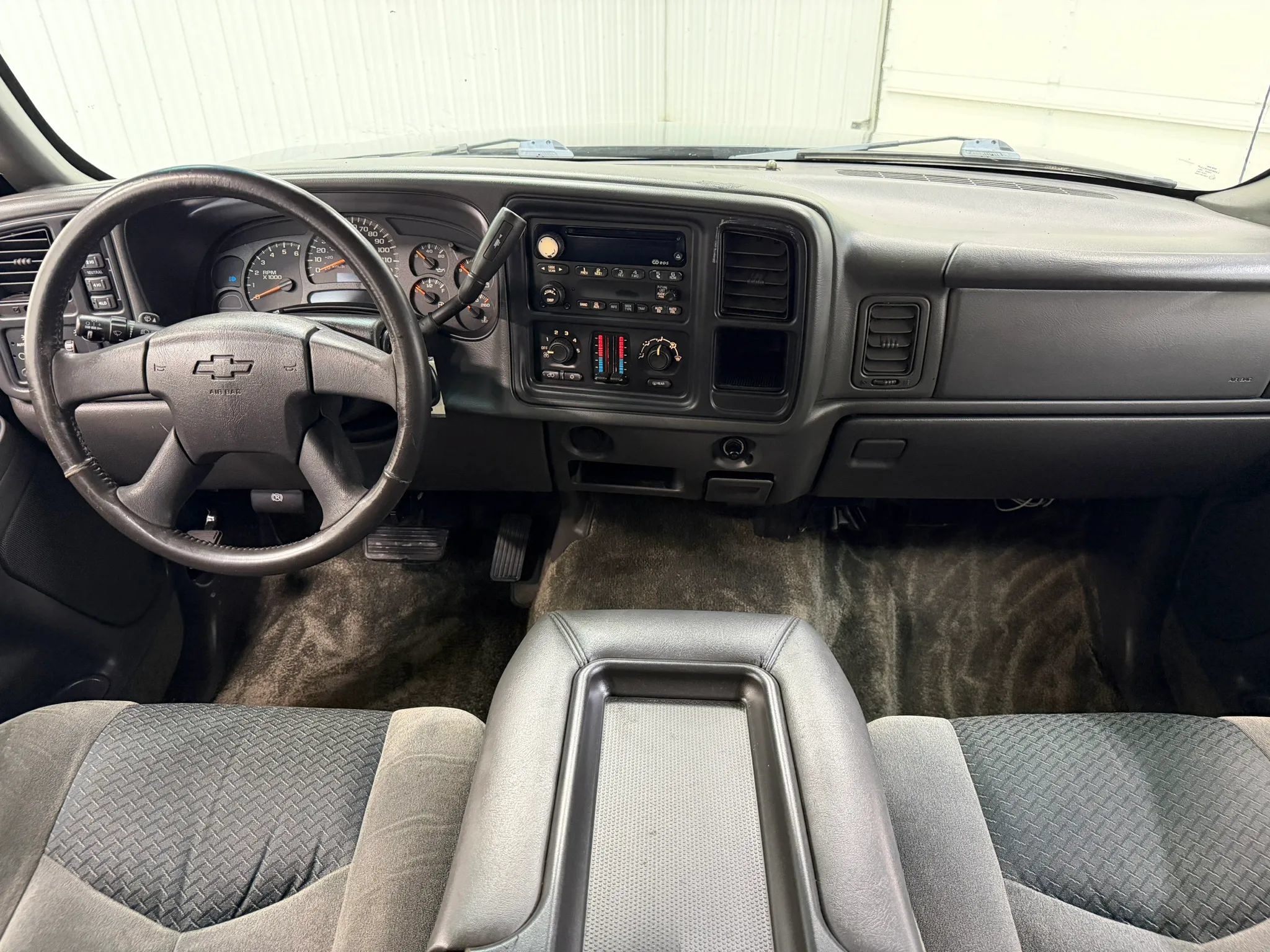 Used 2003 Chevrolet Avalanche 4x4 w/ Suspension Package, Off-Road image 13