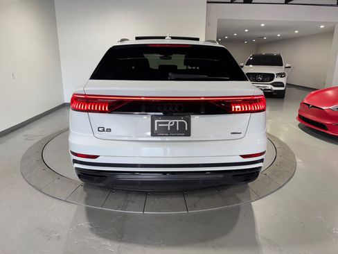 Used 2021 Audi Q8 Premium Plus w/ Premium Plus Package AWD/4WD image 15