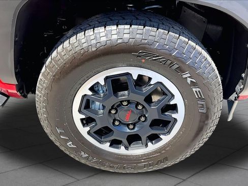 Certified 2026 Toyota 4Runner TRD Off-Road Premium AWD/4WD image 11
