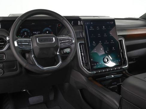 Used 2026 GMC Yukon XL Denali w/ Sun & Power Step Package AWD/4WD image 17