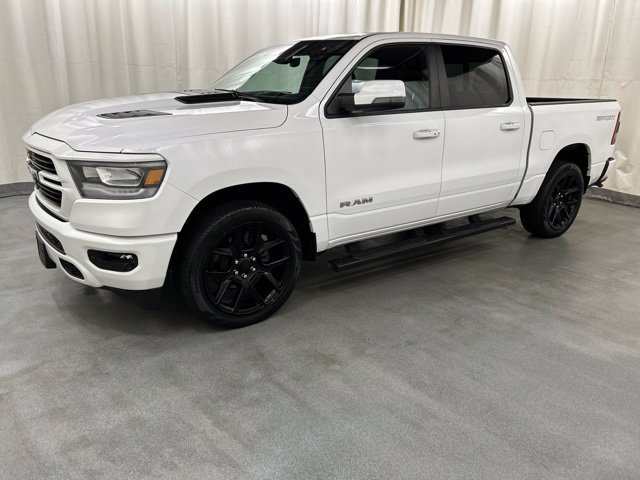 Used 2023 RAM 1500 Laramie AWD/4WD image 2