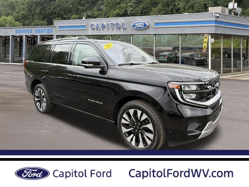 Used 2025 Ford Expedition Platinum w/ Driver's Package AWD/4WD image 1