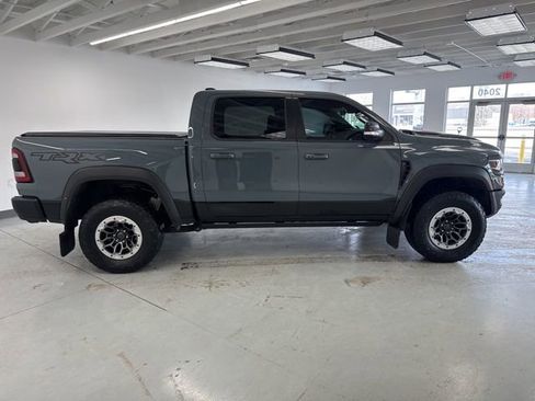 Used 2021 RAM 1500 TRX w/ TRX Lanuch Edition image 12