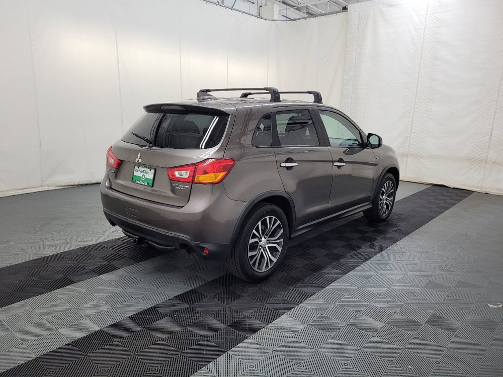 Used 2017 Mitsubishi Outlander Sport ES FWD image 9
